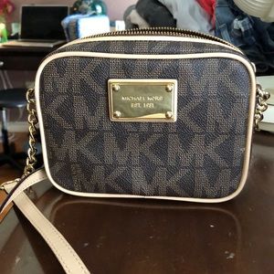 Michael Kors - small crossbody